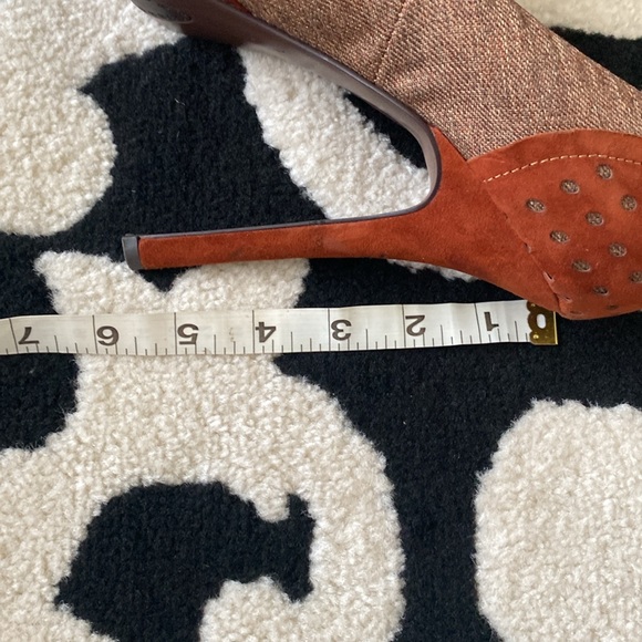 Naughty Monkey Mixed Media Suede and Tweed Platform Pumps Sz 10 - Picture 9 of 10